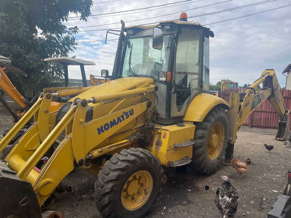Buldoexcavator komatsu