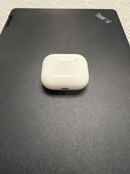 Case/carcasa/doc/cutie airpods generatia 3, originala