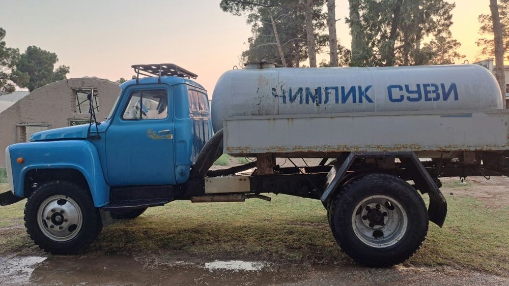 Gaz 53 vodavoz tezda sotiladi