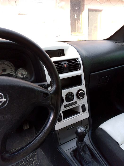 Opel astra gfunctional 1.6 benzina decapotabil( catalizator pe ea )