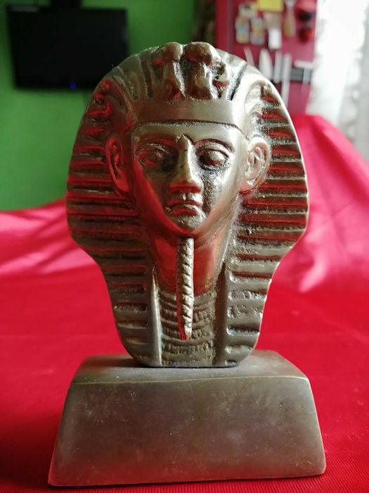 Египетска Бронзова Статуетка , Фигура ТУТАНКАМОН