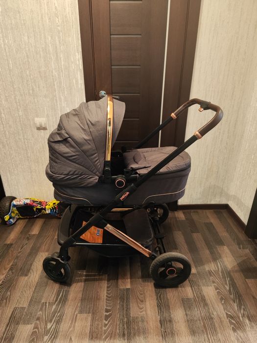 Продам коляску графитового цвета