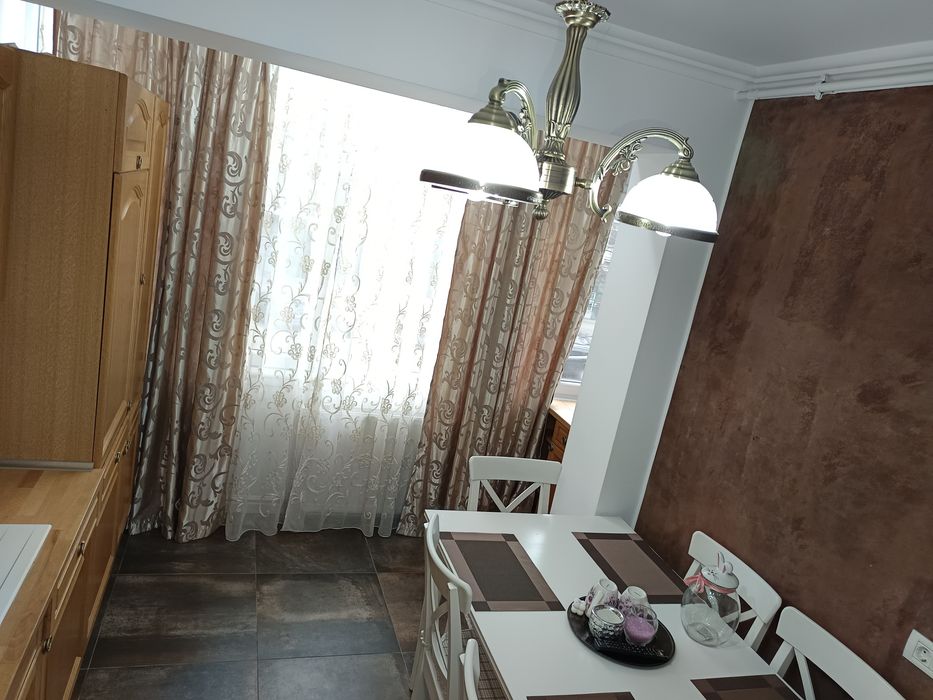 Chirie apartament cu doua camere