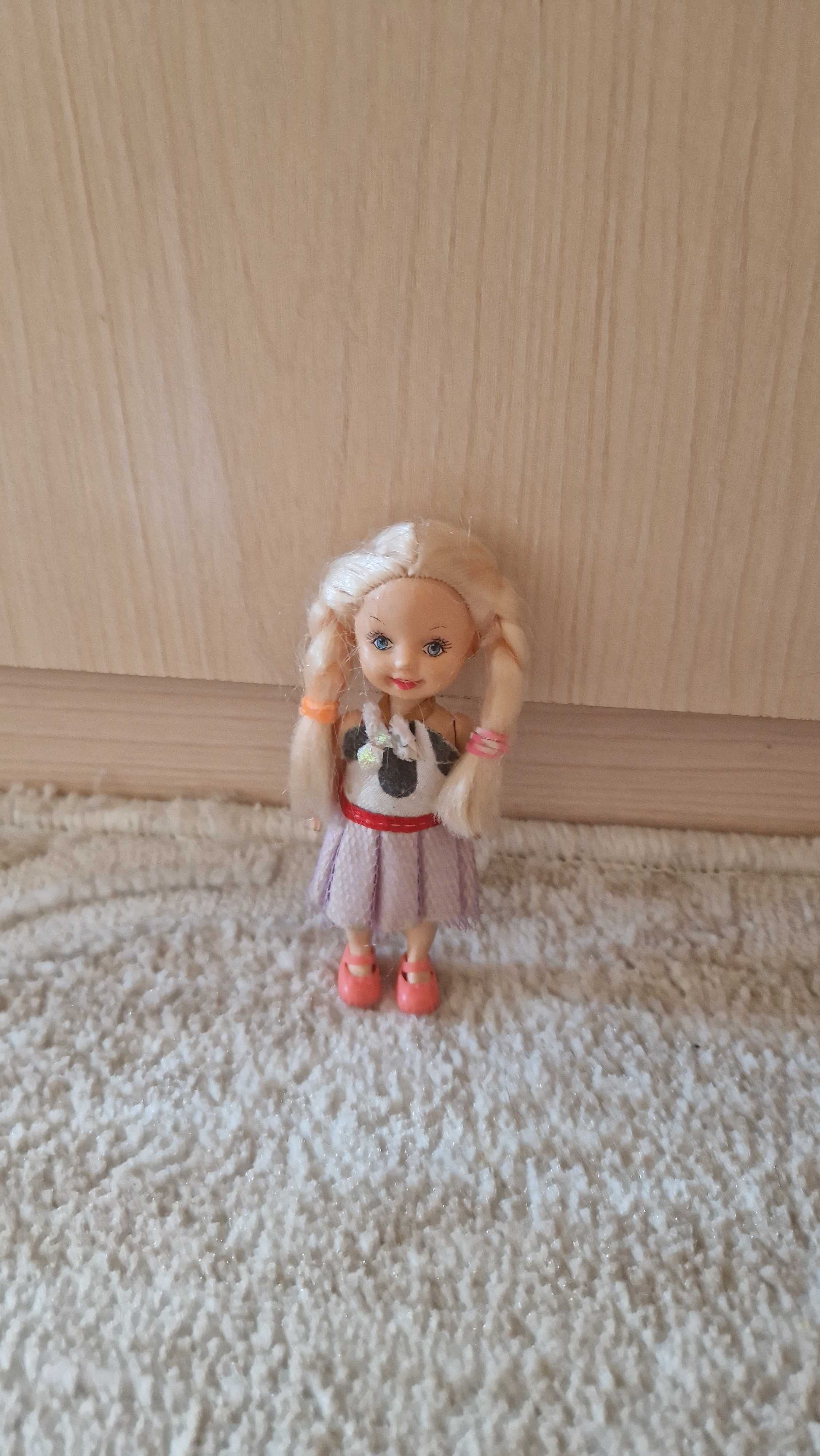 Кукла         Барби с одеждой