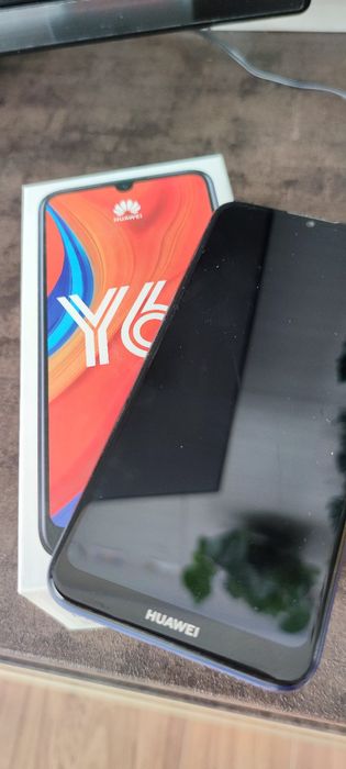 Телефон Huawei Y6s