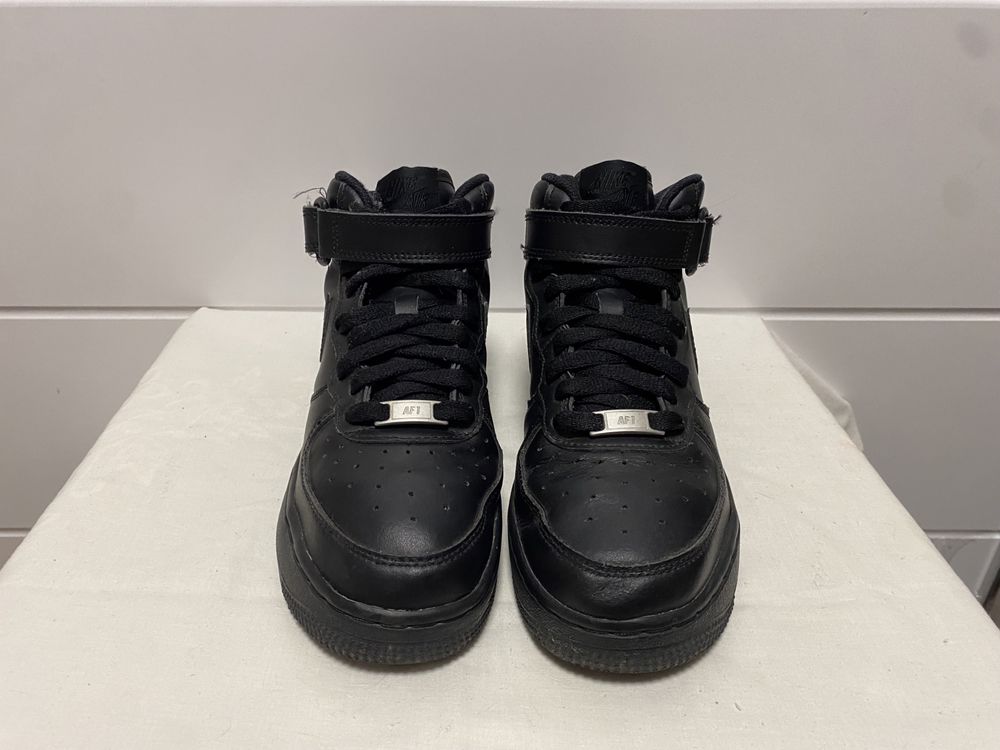 Nike Air Force 1 Mid Triple Black 37.5 jordan max dunk retro low high