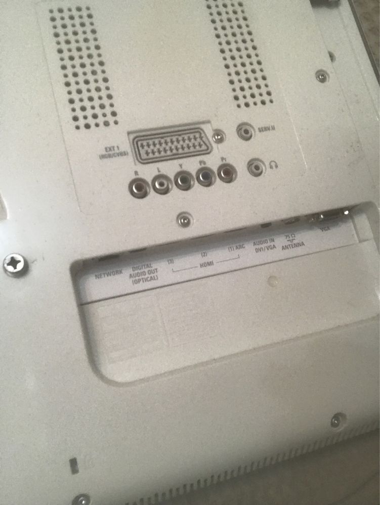 Philips DesignLine Edge 32PDL7906H