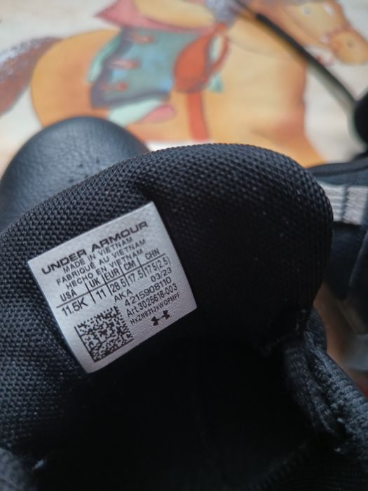 Bascheti încălțăminte copii 28,5 under armour