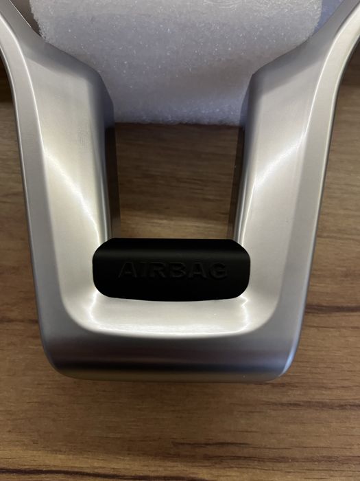 Бленда Капачка Волан Mercedes C W204 E CLA CLS Мерцедес Ц Е