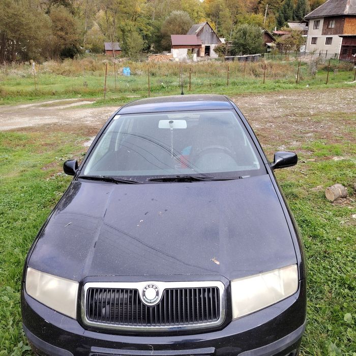 Vând Scoda Fabia