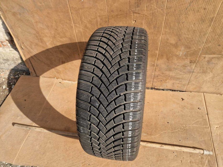 1 Bridgestone R18 225/40
Зимна гума
DOT2123