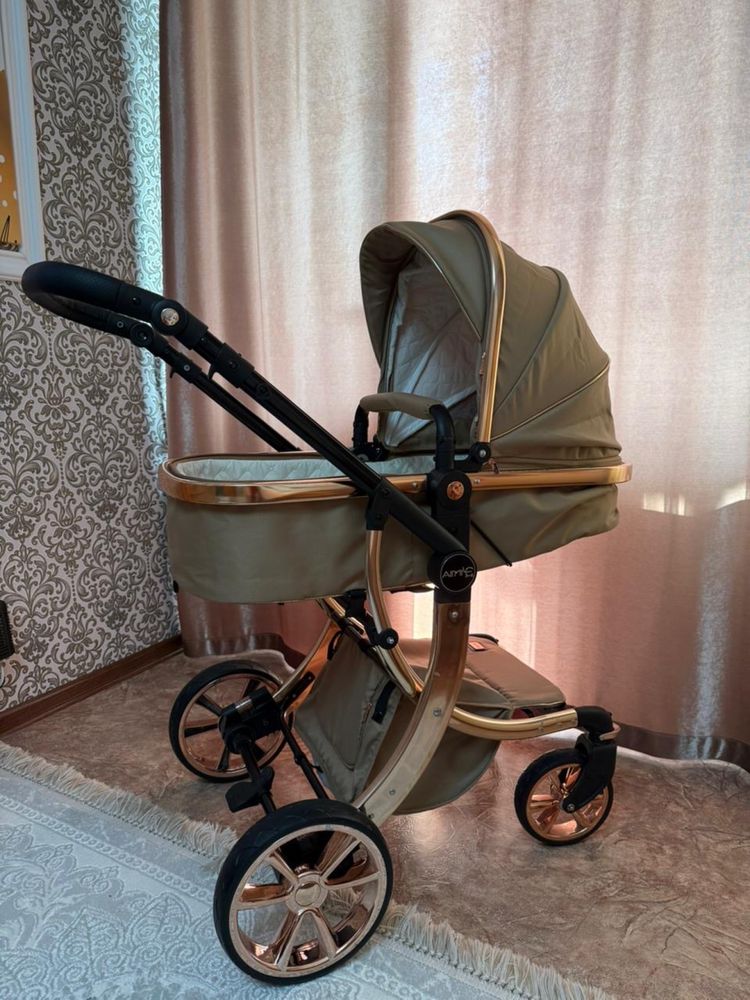 Продам коляску  3 в 1
