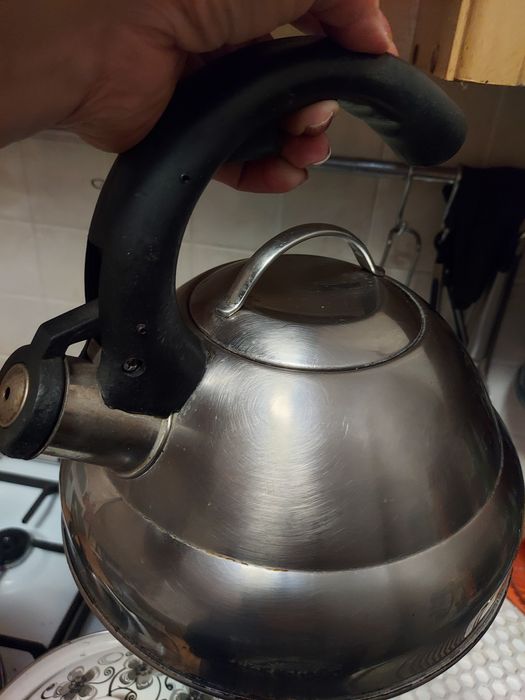 Продам чайник со свистком