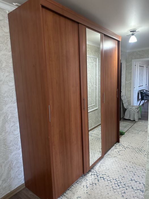 Шкаф для прихожей