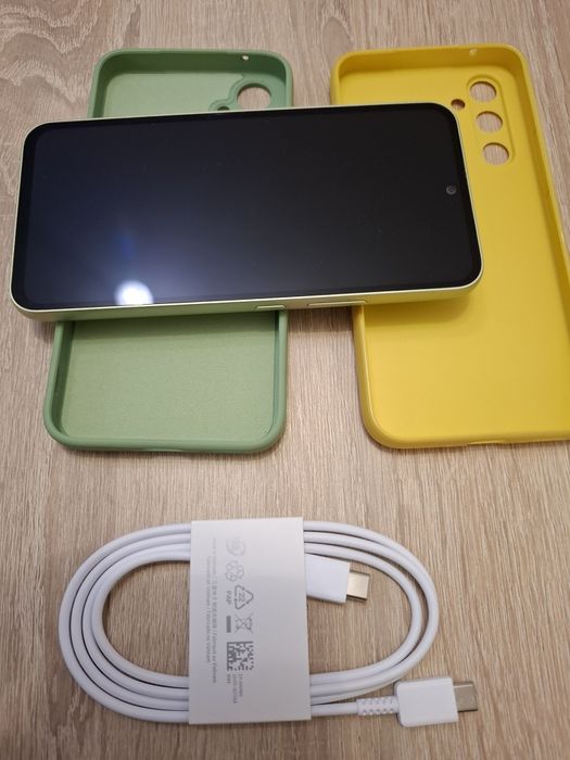 Samsung A54 5G комплект със слушалки