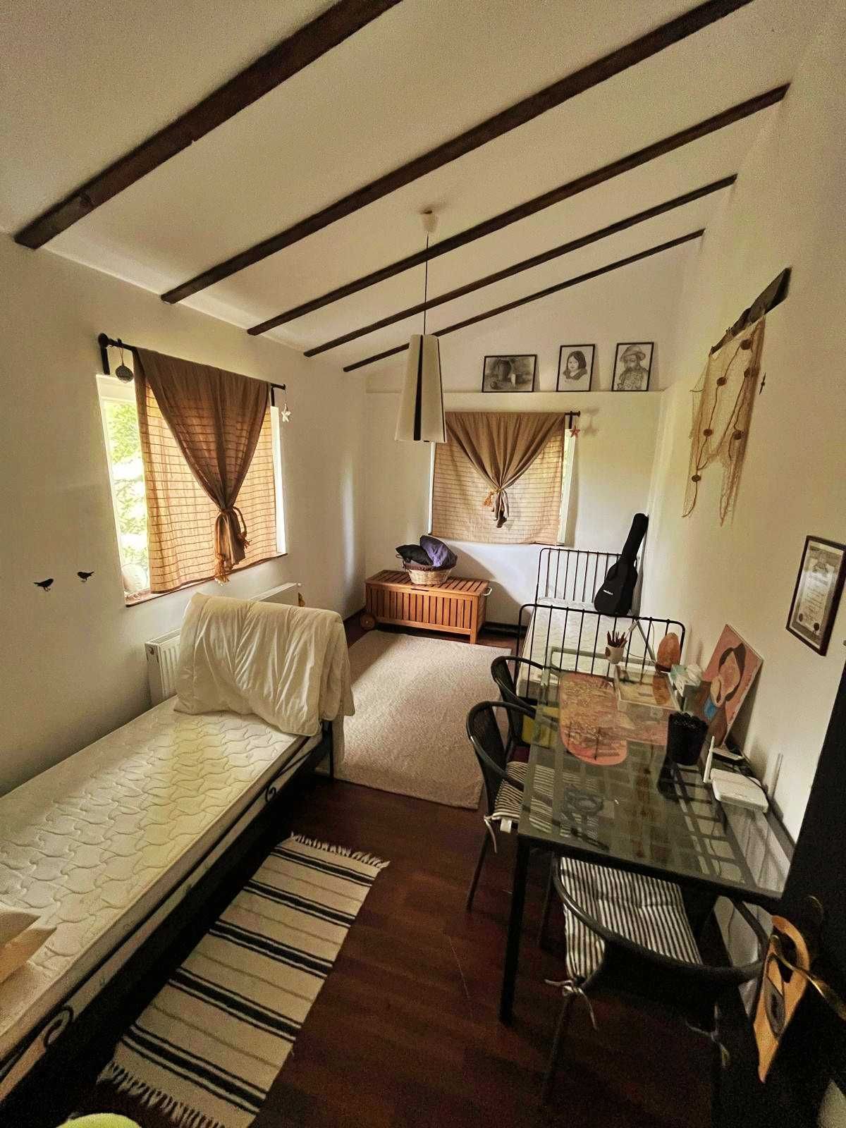 Vilă tip duplex de vânzare – Brebu Mănăstirii, 8 km de Câmpina