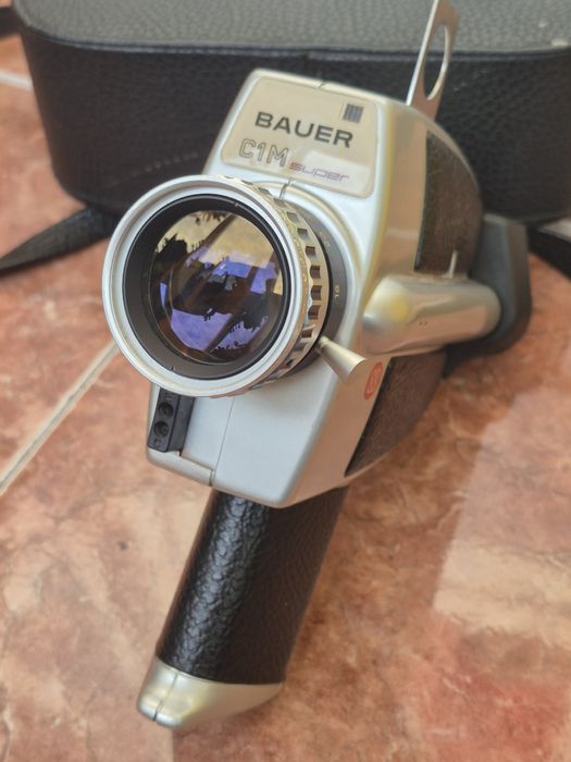 Camera filmat Bauer C1M
