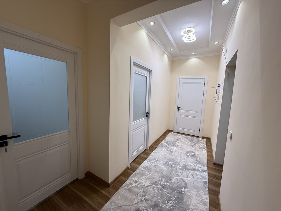 BEZ MAKLER. Uch tepa, O'rikzor arenda yengi uy odam yashamagan