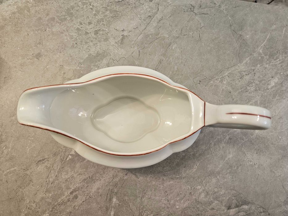 Ретро български порцелан „Изида“ – супник, сосиера и чиния - винтидж