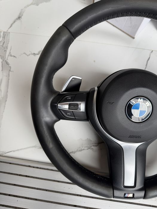 Volan M pachet cu padele original LCI BMW F10 F11 F07 F01 F02 F06