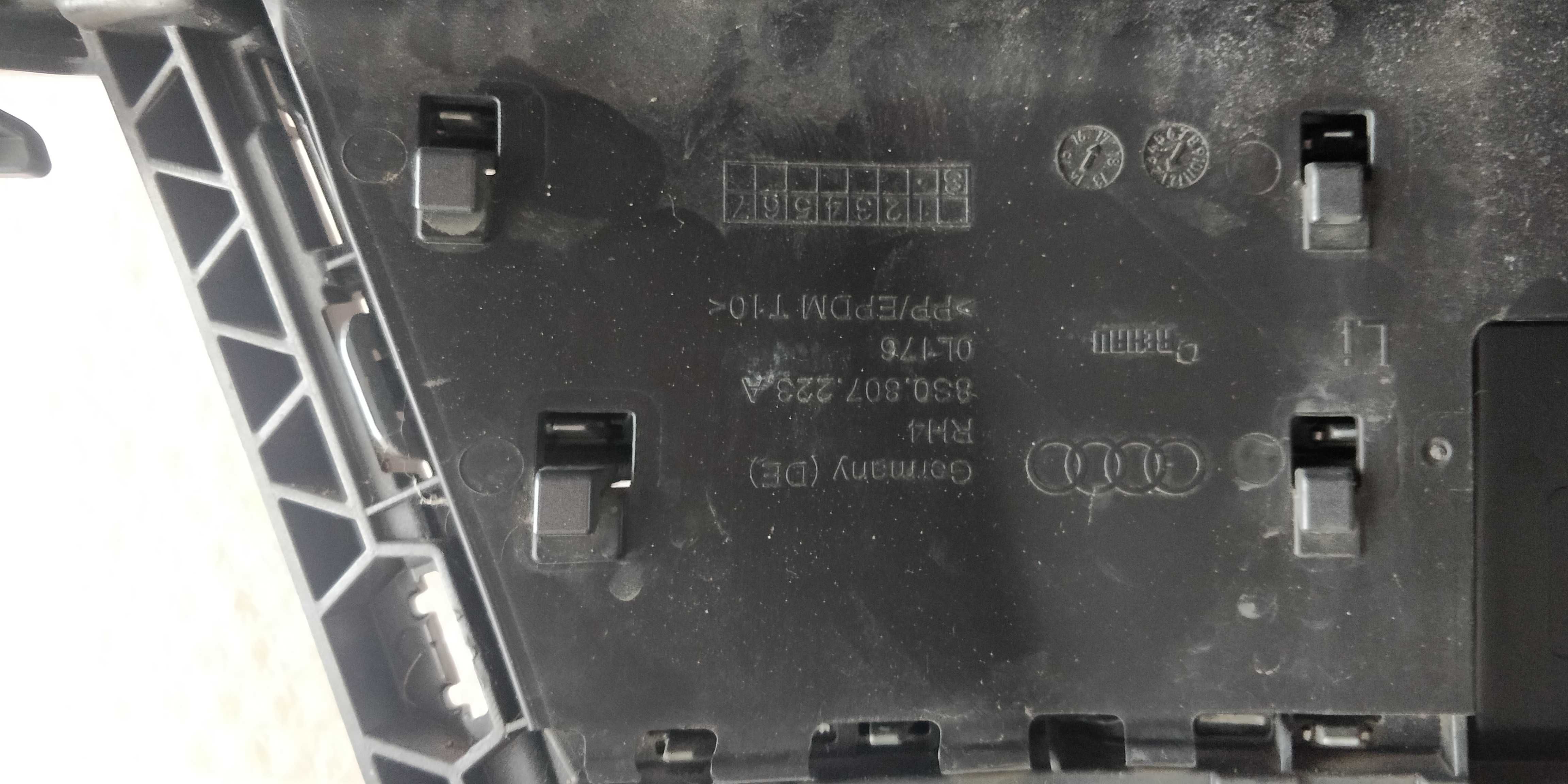 Челна решетка за Audi TT TTS