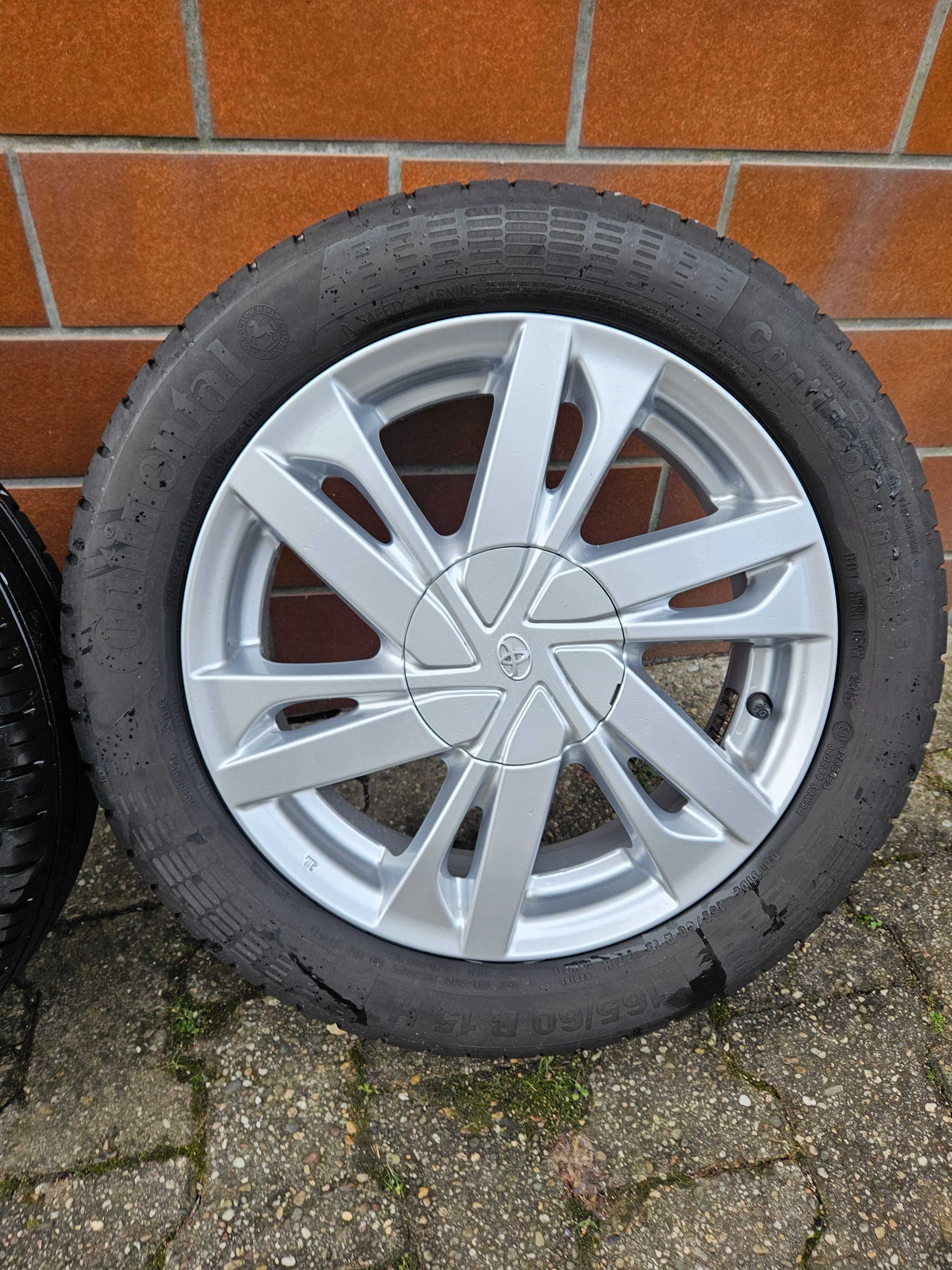Оригинални лети джанти 15" Toyota Aygo