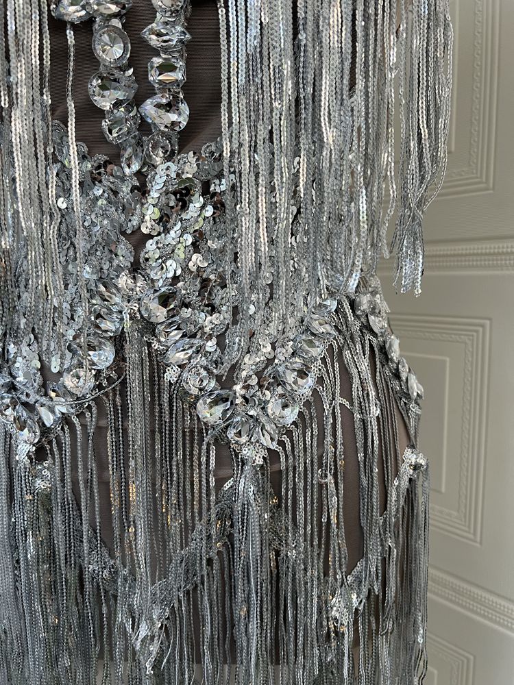 Rochie tip bijuterie