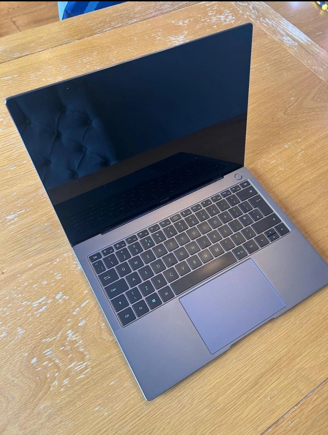 Huawei Matebook X Pro 13.9" 4K Intel Core I7 16GB Ram 1TB SSD Touch