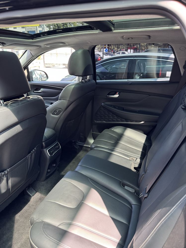 Hyundai santafe sotiladi  kirasksi  bor murojat uchun telfon qiling…