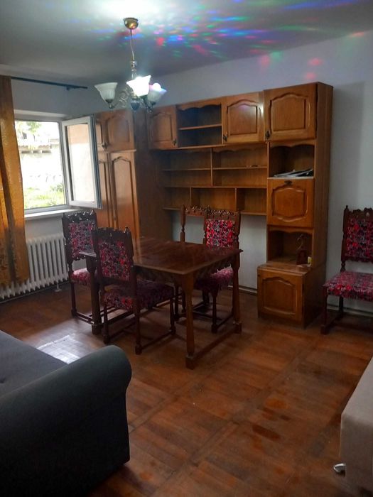 Apartament de închiriat