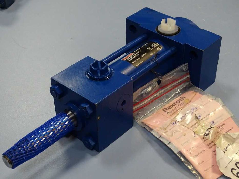 Хидравличен цилиндър Rexroth CGT3ME5, Rexroth CD70P