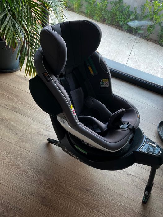 Scaun auto BeSafe izi turn i-size Gri Metallic Mélange