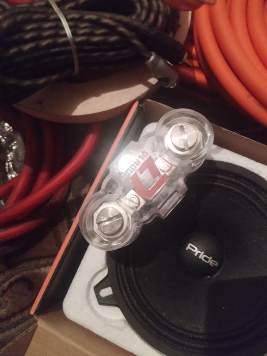 Продам калонки усилител провада прайт новый 13 размер пишалка комплек