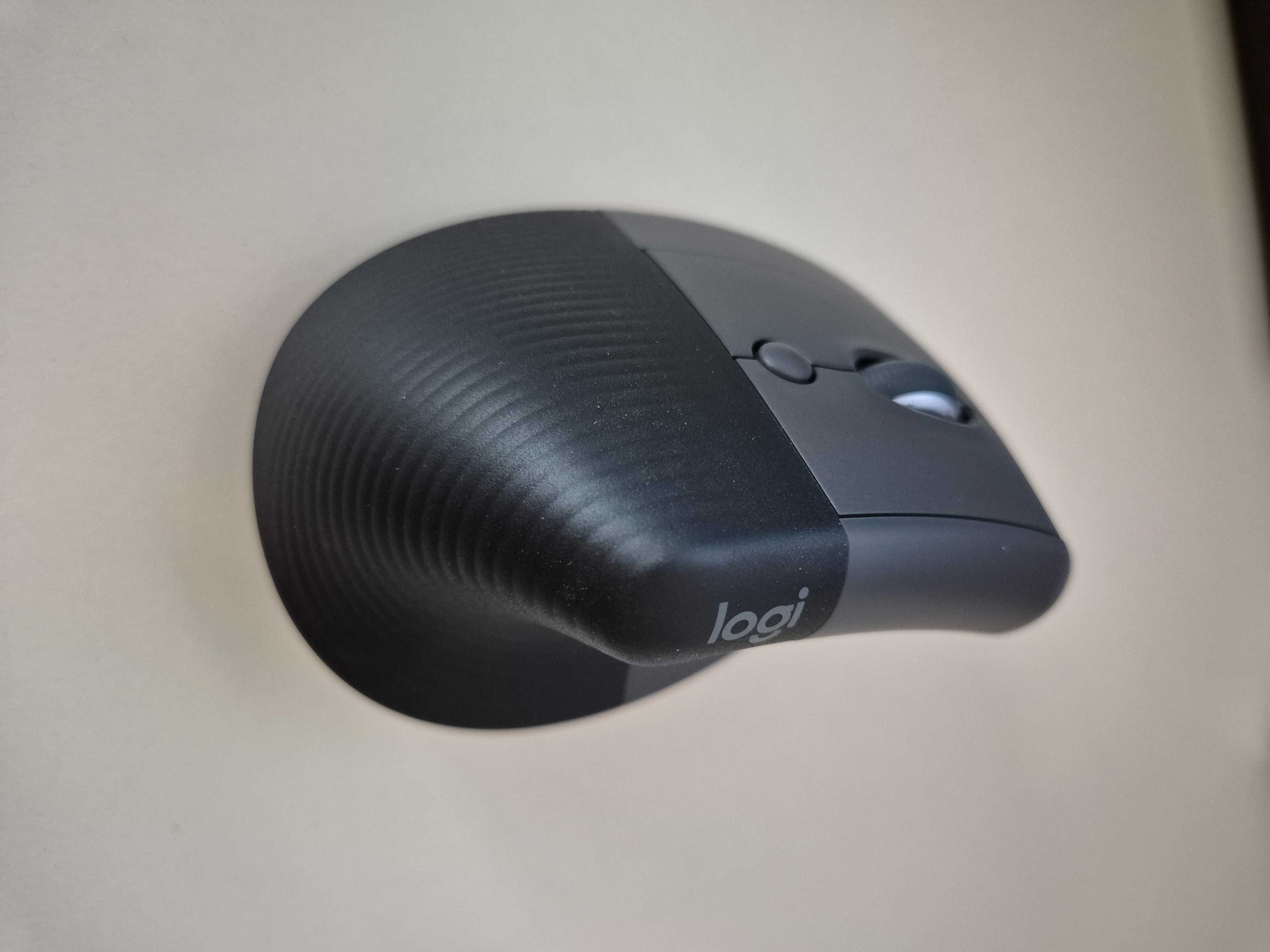 Нова LOGITECH Vertical Ergonomic Mouse LIFT Left Graphite