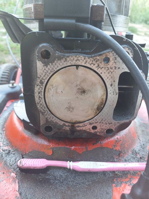 Reparații profesionale drujbe, motocoase, motoare și utilaje