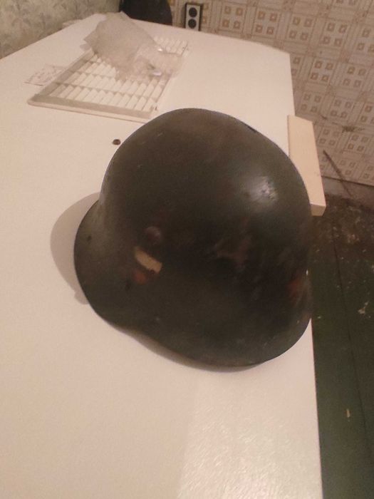 Военна каска от първата или втората световна воина