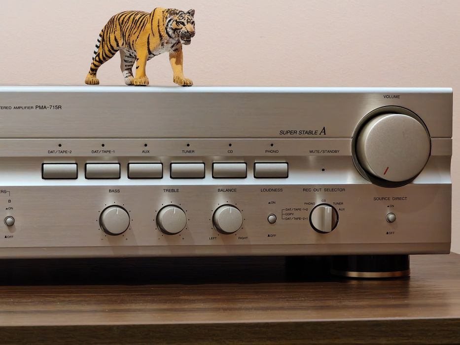 Denon DRA-715R. Amplificator top. Din vremuri de aur. Ca nou. Preț fix