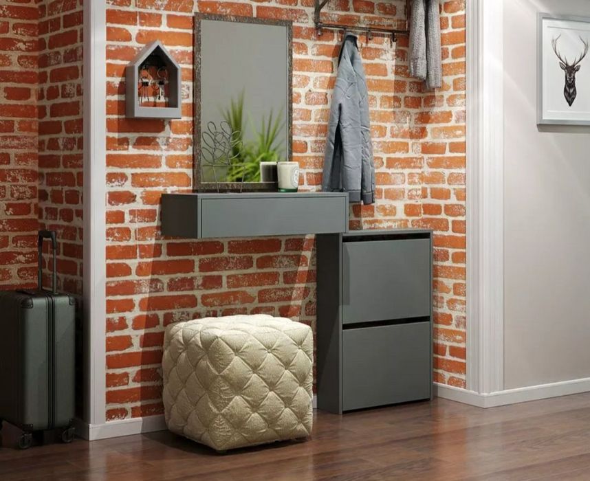 Подвесной столик , тумба , трюмо , туалетный столик .