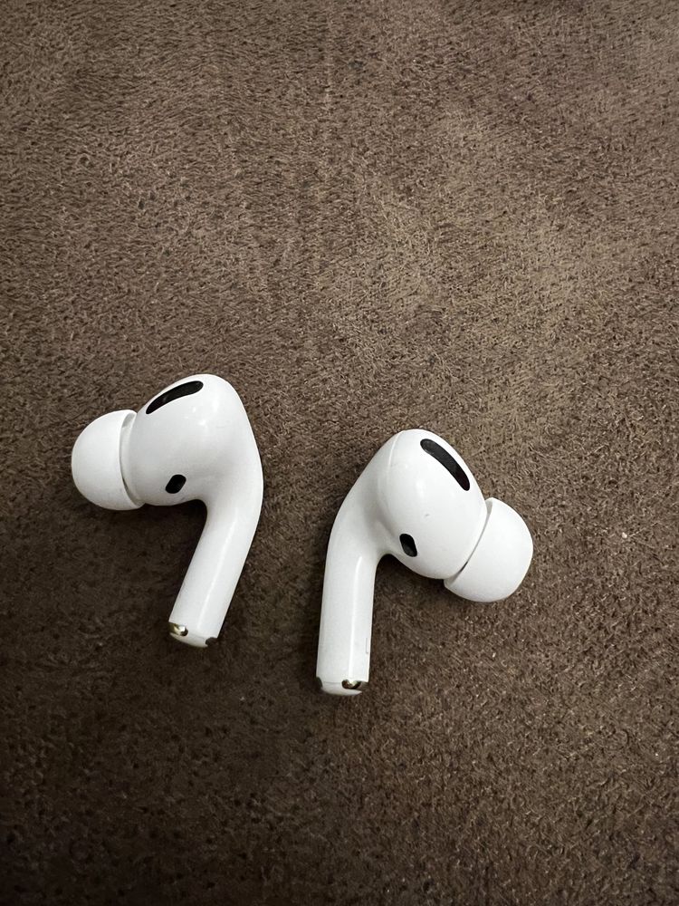 Airpods pro нови