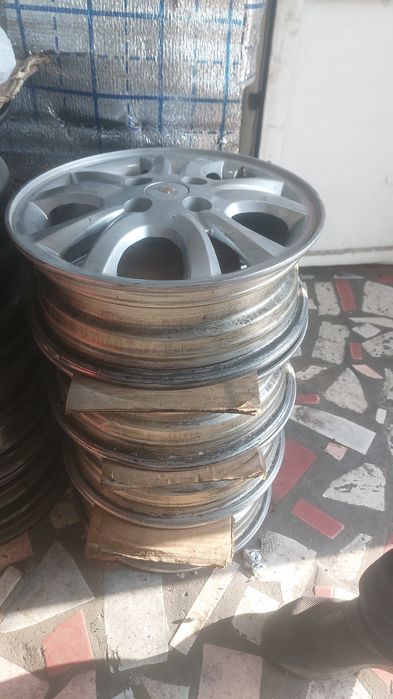 14 spark diska sotladi narhi 120$ Bekorchla teli qmasn