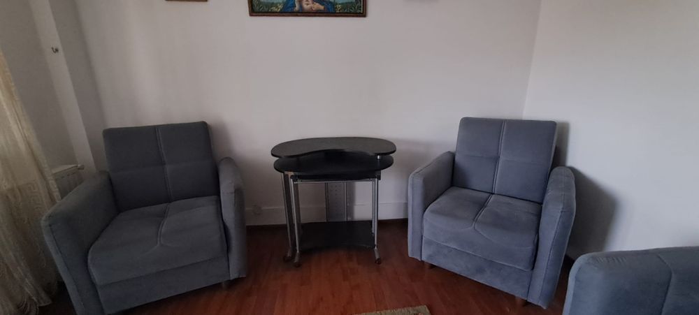 Canapea extensibila cu 2 fotolii