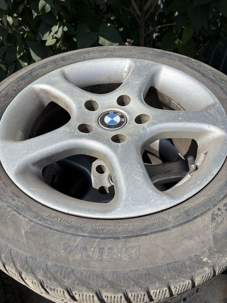 Продам диски бмв р16
