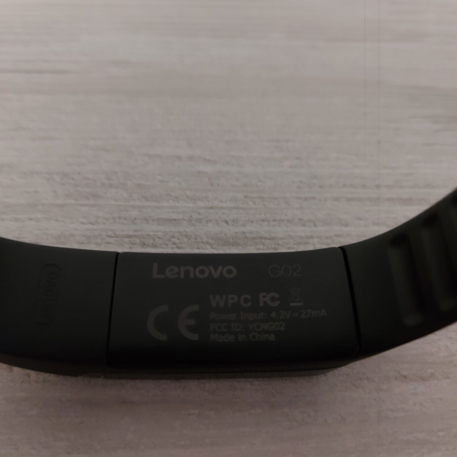 Смарт гривна LENOVO GO2