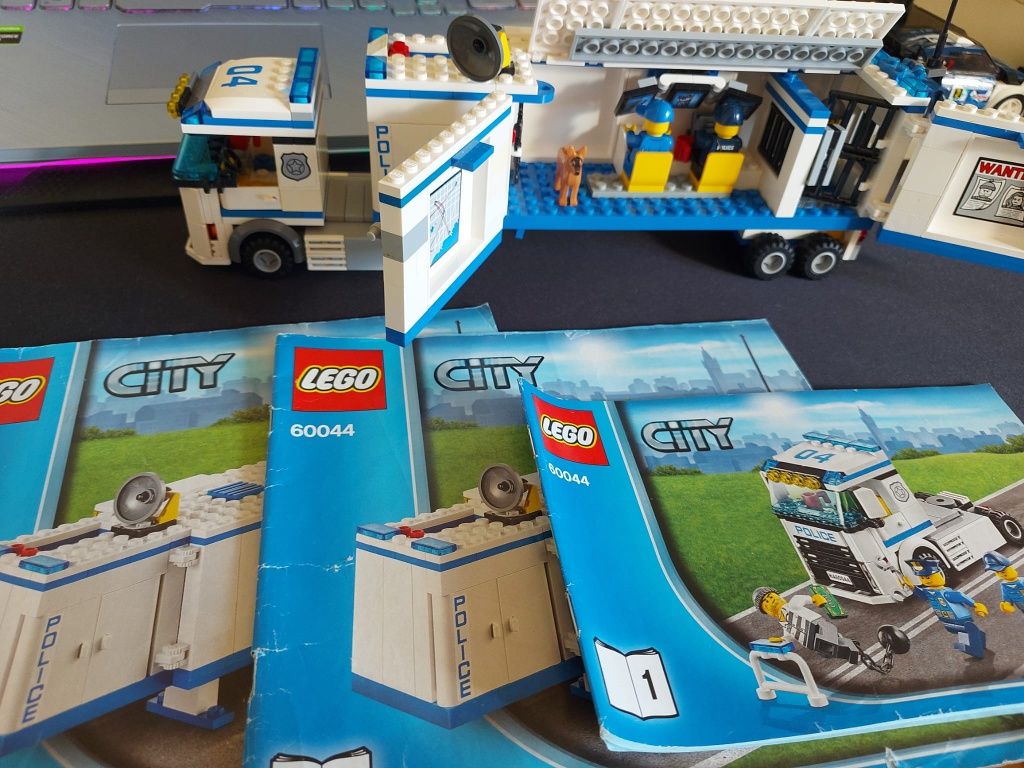 Lego creator si lego city