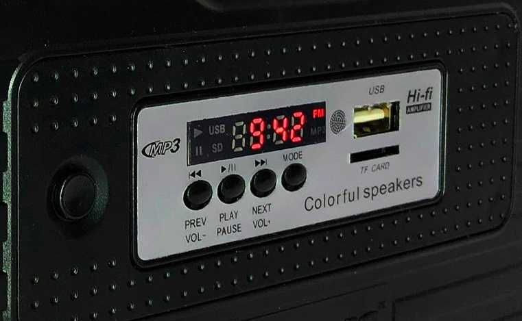 Panou solar 3 bec radio afisaj incarcare telefon telecomanda lanterne