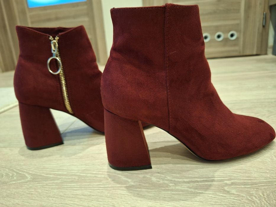 Боти Страдивариус