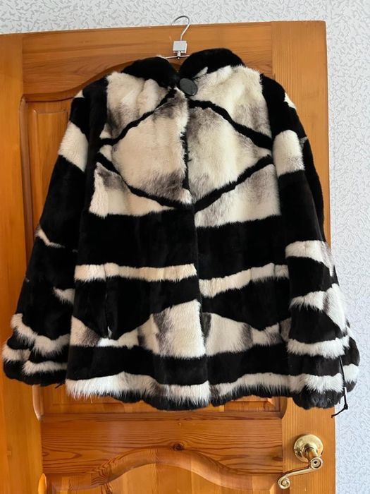 Продам шубу норковую