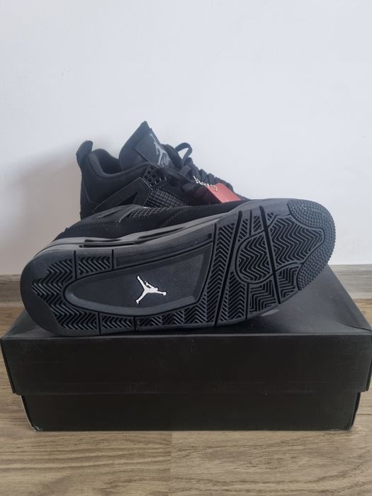 Nike Air Jordan 4 Black Cat