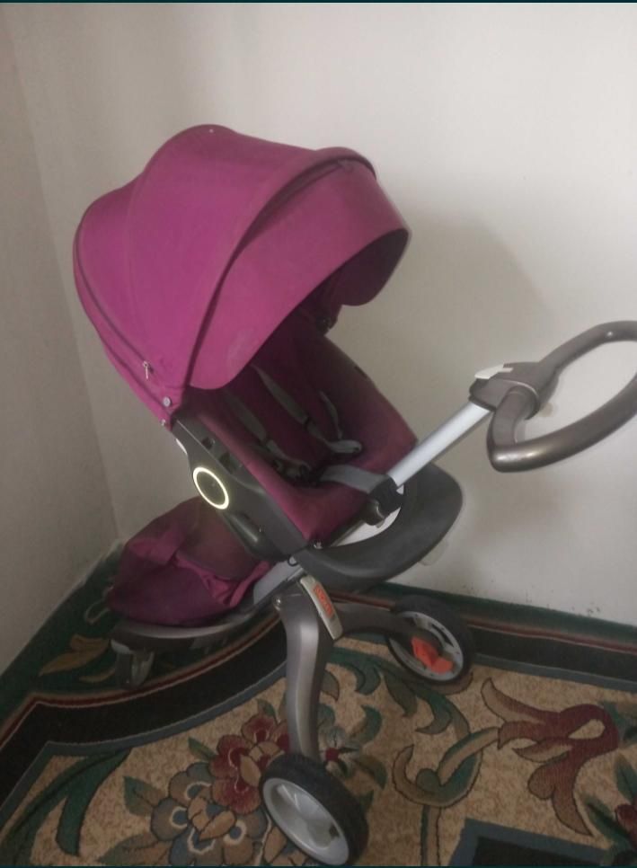 Продам коляску Stokke