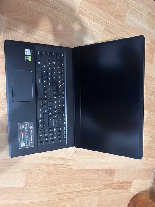 Laptop MSI model GP76 Leopard 10UG